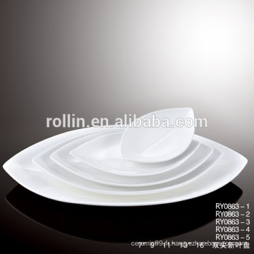 2016 Nouveaux produits usine durable plaques rectangulaires en porcelaine en céramique blanche utilisées dans le restaurant